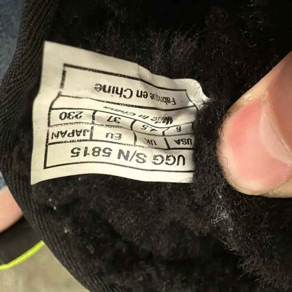 UGG australia classic